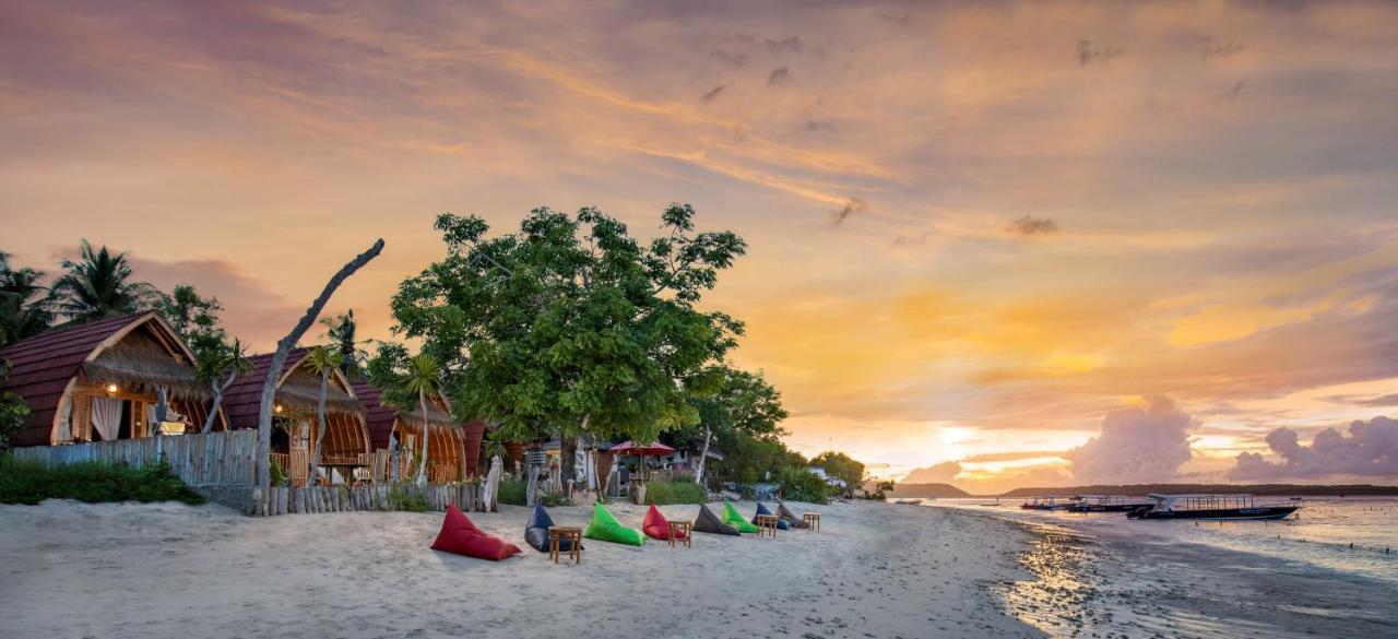 Santen Beach Bungalows Ped Eksteriør billede