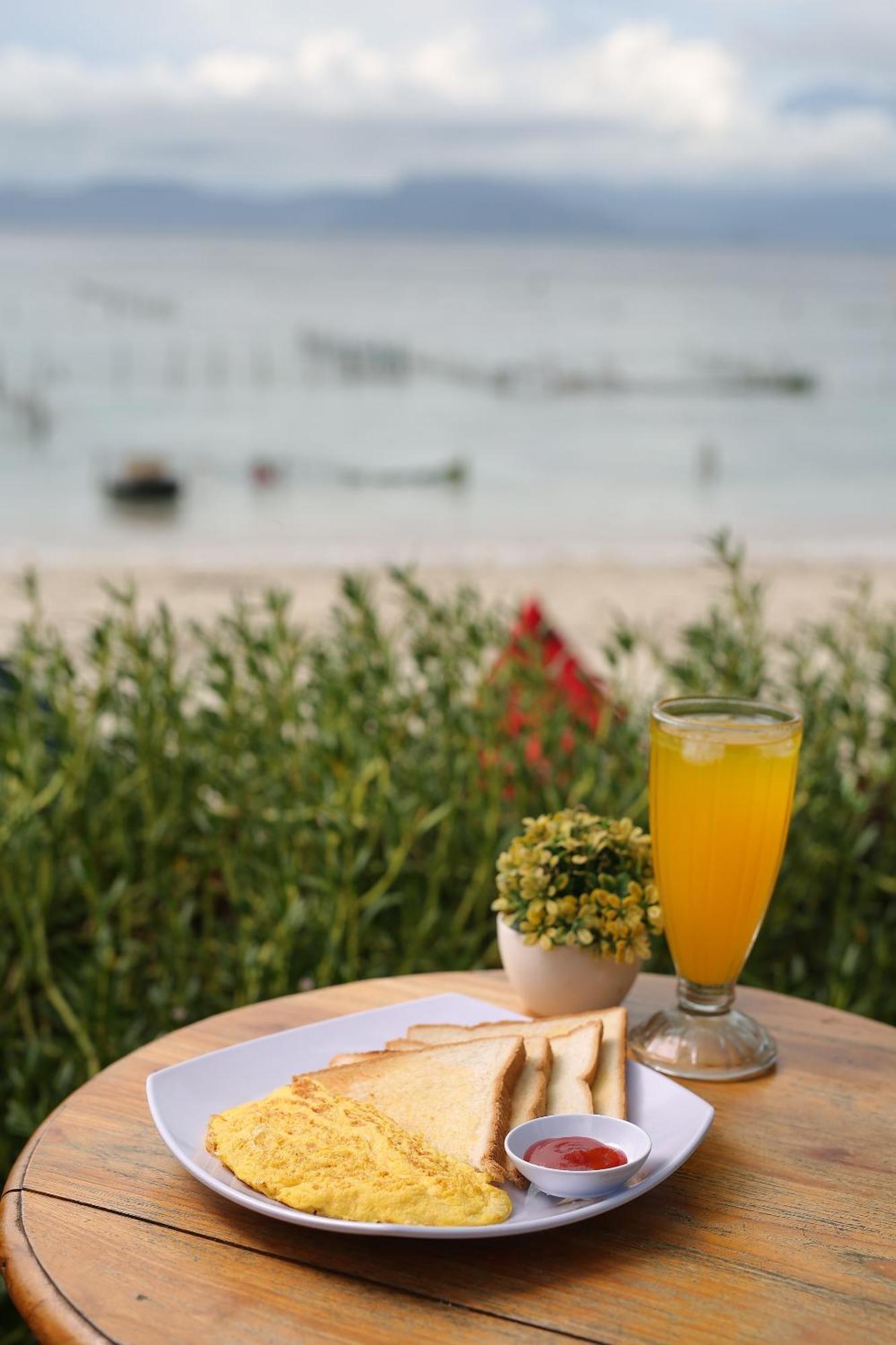 Santen Beach Bungalows Ped Eksteriør billede
